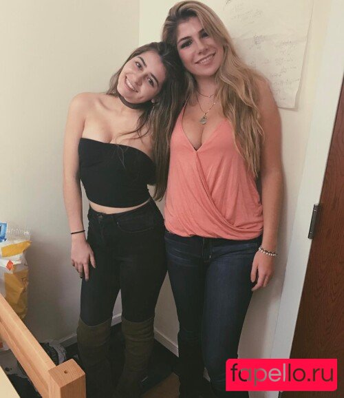 Daniela Mora / danielamora1 / danyella5000 Nude Onlyfans Photo 9