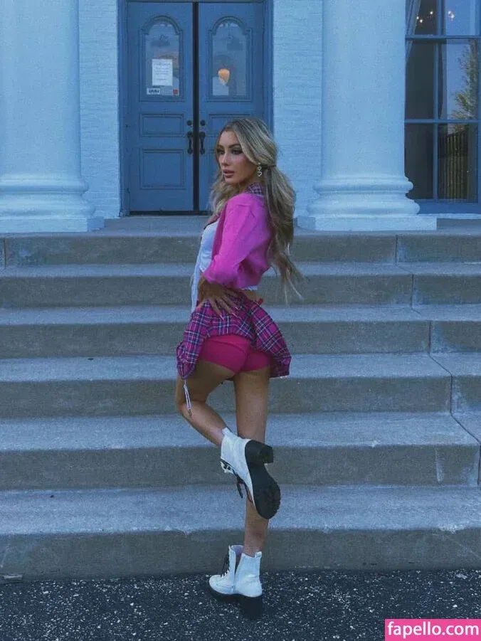 Sofie SanFilippo Onlyfans Photo Gallery 