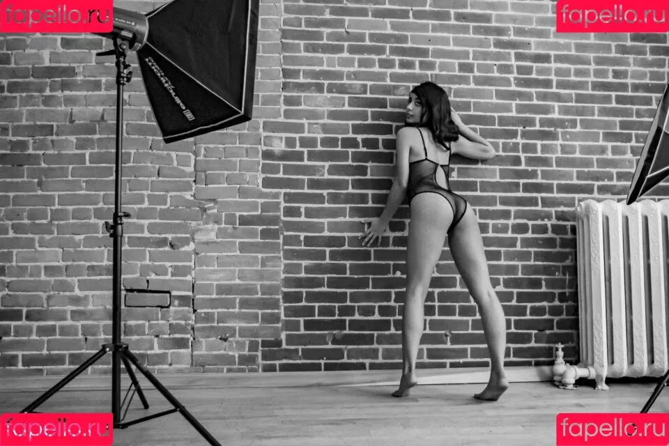 Aelastone Onlyfans Photo Gallery 