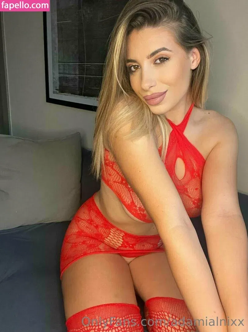 atmollyx Onlyfans Photo Gallery 