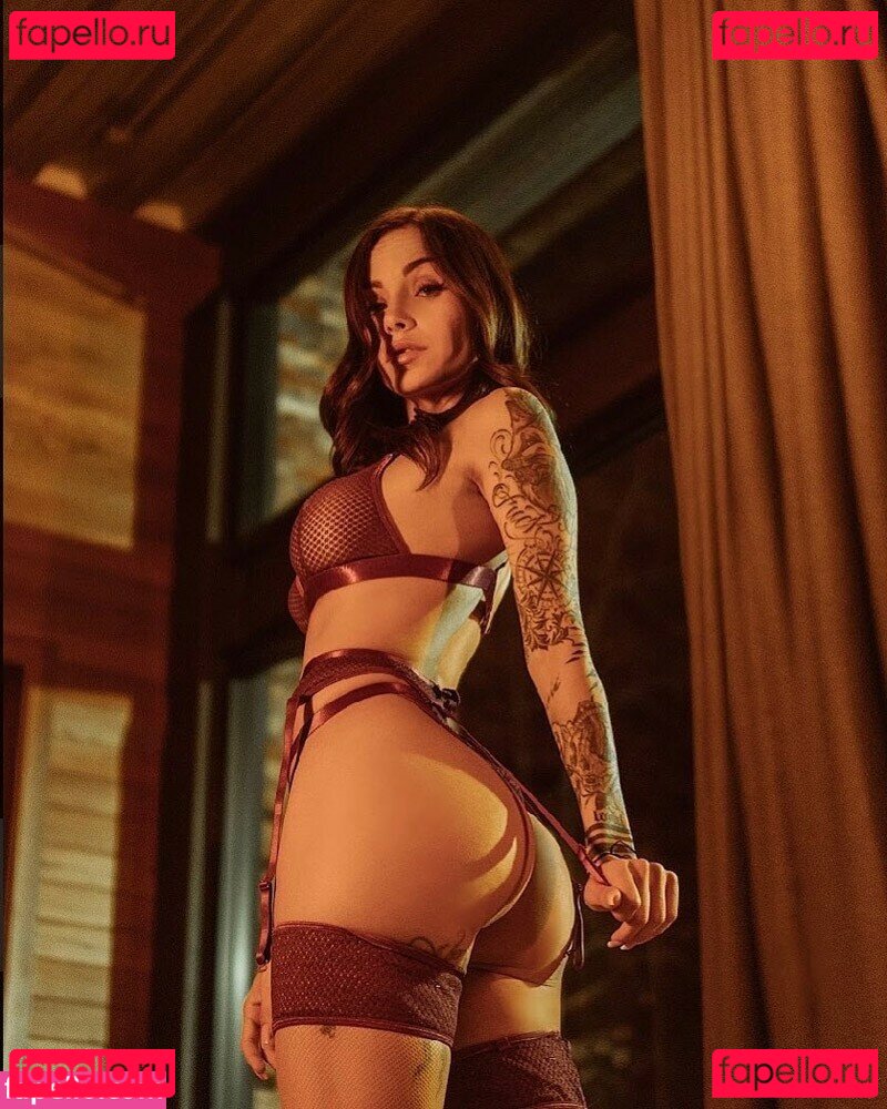 Mélanie Pavola Onlyfans Photo Gallery 