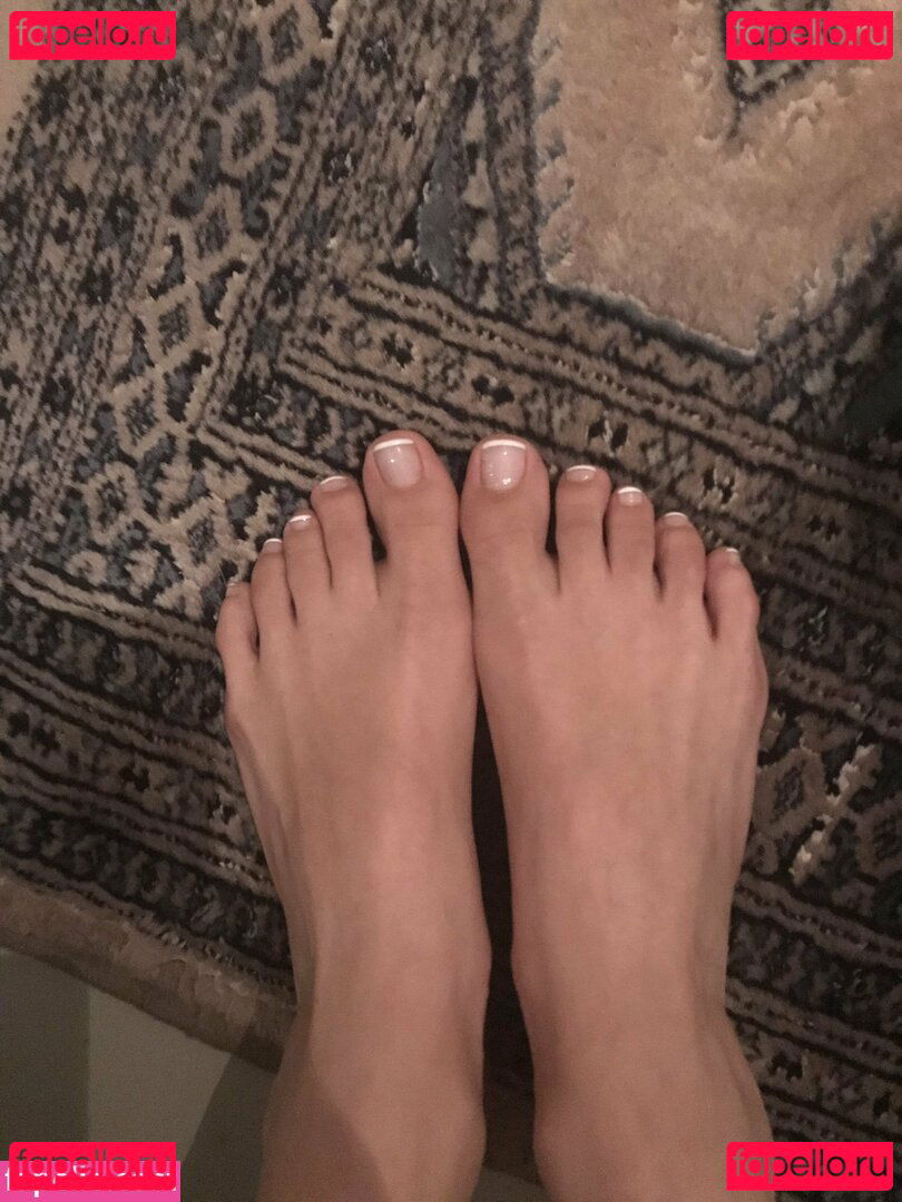 Mélanie Pavola Onlyfans Photo Gallery 