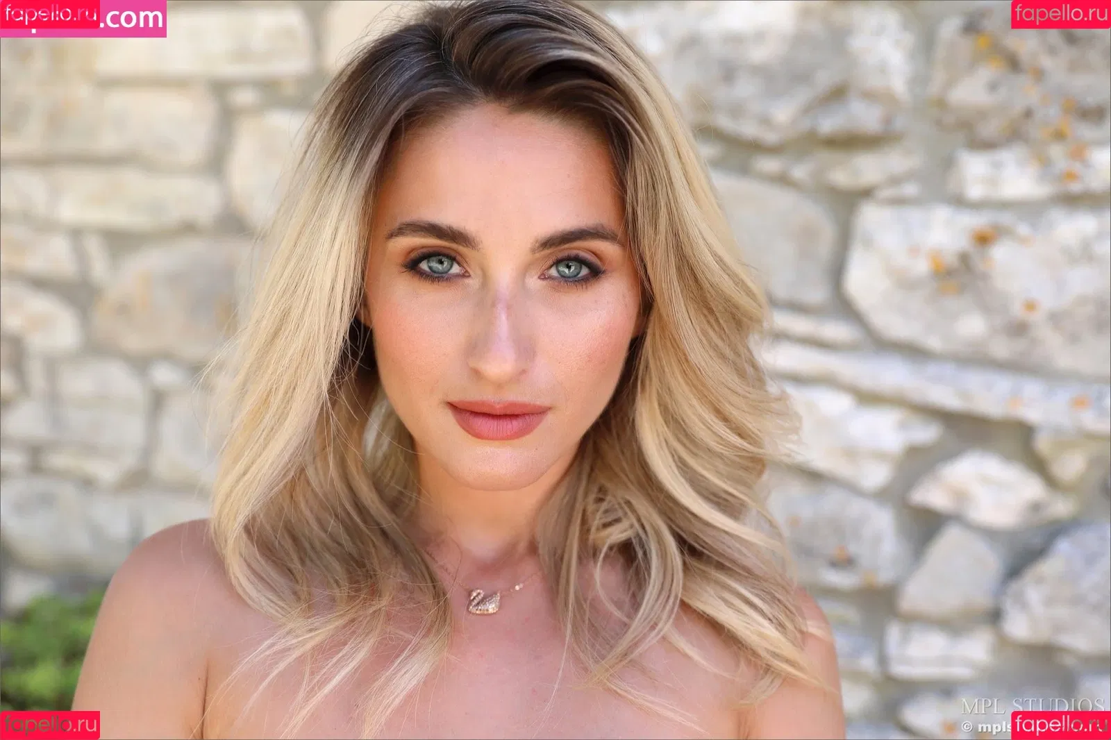 Cara Mell Onlyfans Photo Gallery 