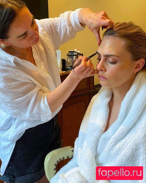 Cara Mell Onlyfans Photo Gallery 