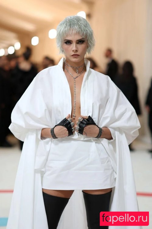 Cara Mell Onlyfans Photo Gallery 