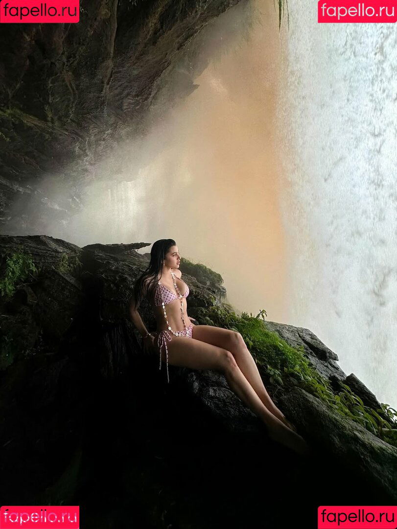 Valeria Carruyo Onlyfans Photo Gallery 