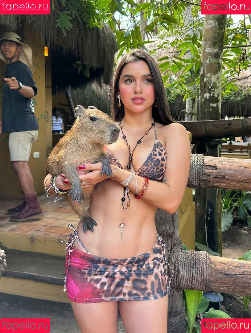 Valeria Carruyo Onlyfans Photo Gallery 