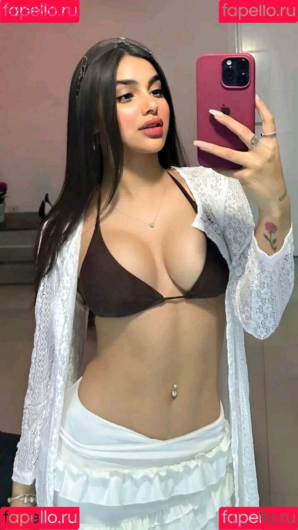 Valeria Carruyo Onlyfans Photo Gallery 