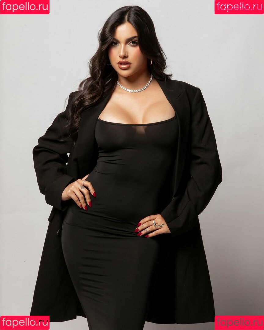 Valeria Carruyo Onlyfans Photo Gallery 