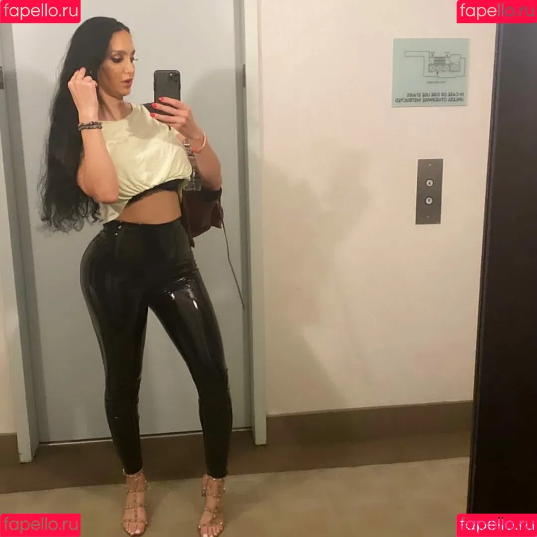 amyanderssen Onlyfans Photo Gallery 