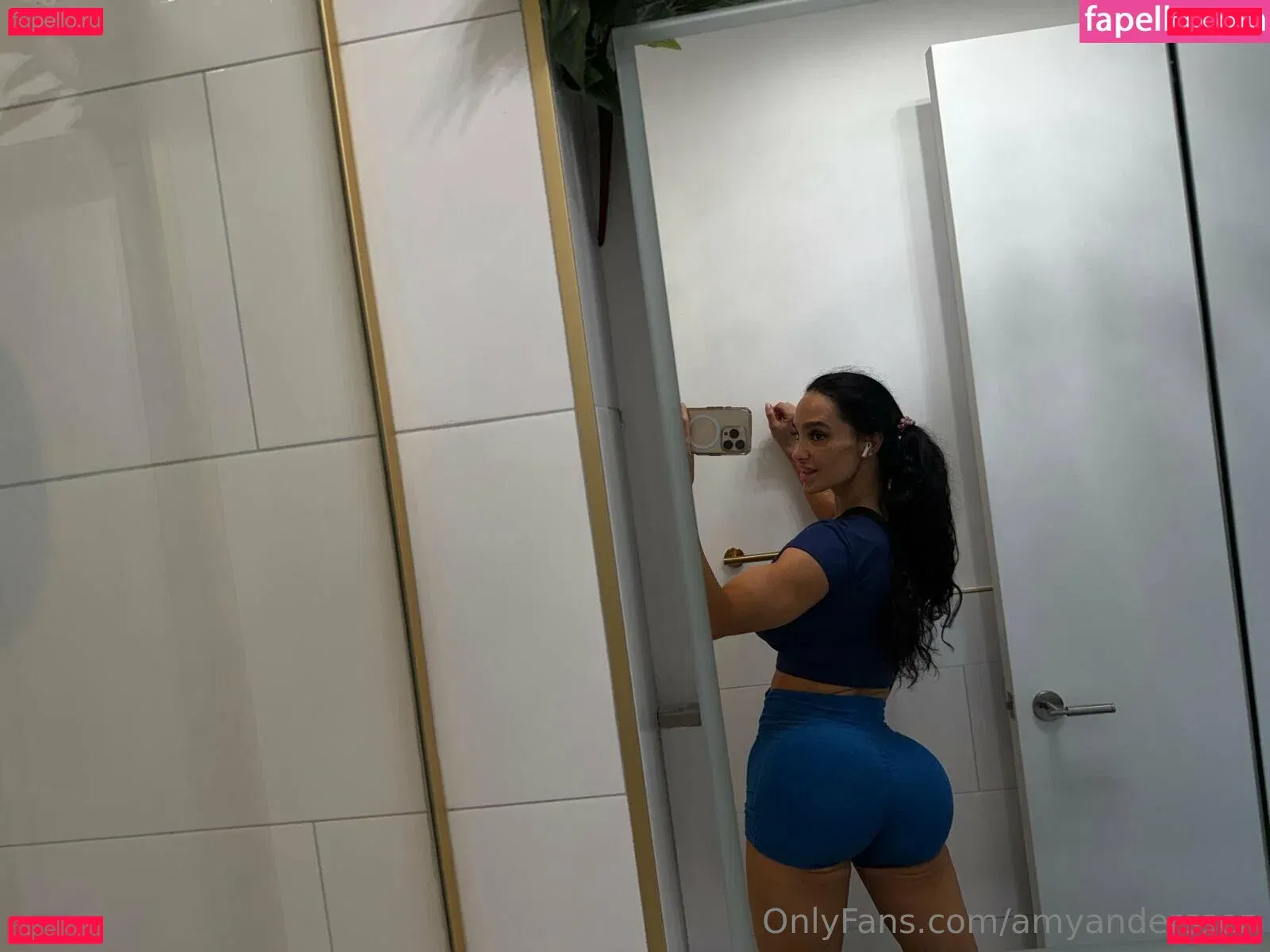 amyanderssen Onlyfans Photo Gallery 