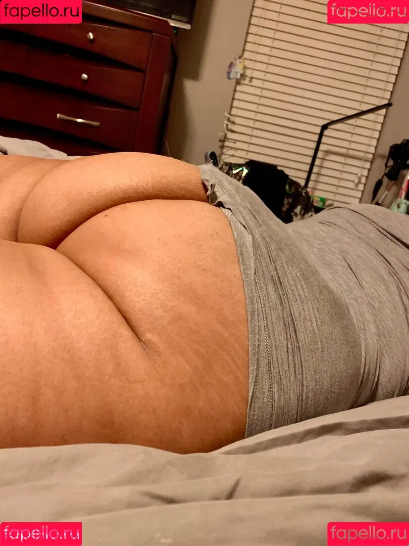 Walk_Historical Onlyfans Photo Gallery 