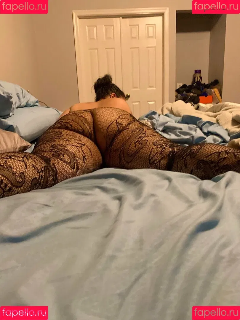Walk_Historical Onlyfans Photo Gallery 