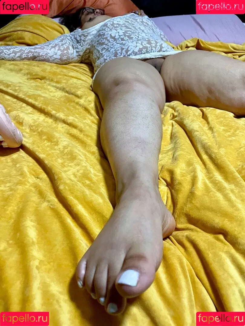 Walk_Historical Onlyfans Photo Gallery 