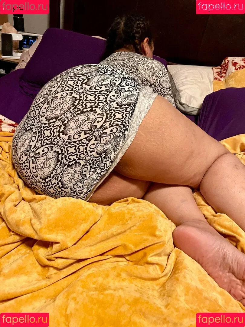Walk_Historical Onlyfans Photo Gallery 