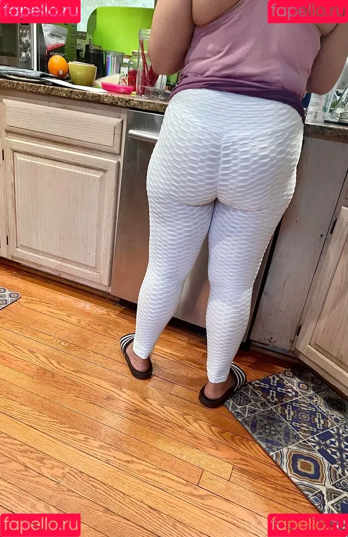 Walk_Historical Onlyfans Photo Gallery 