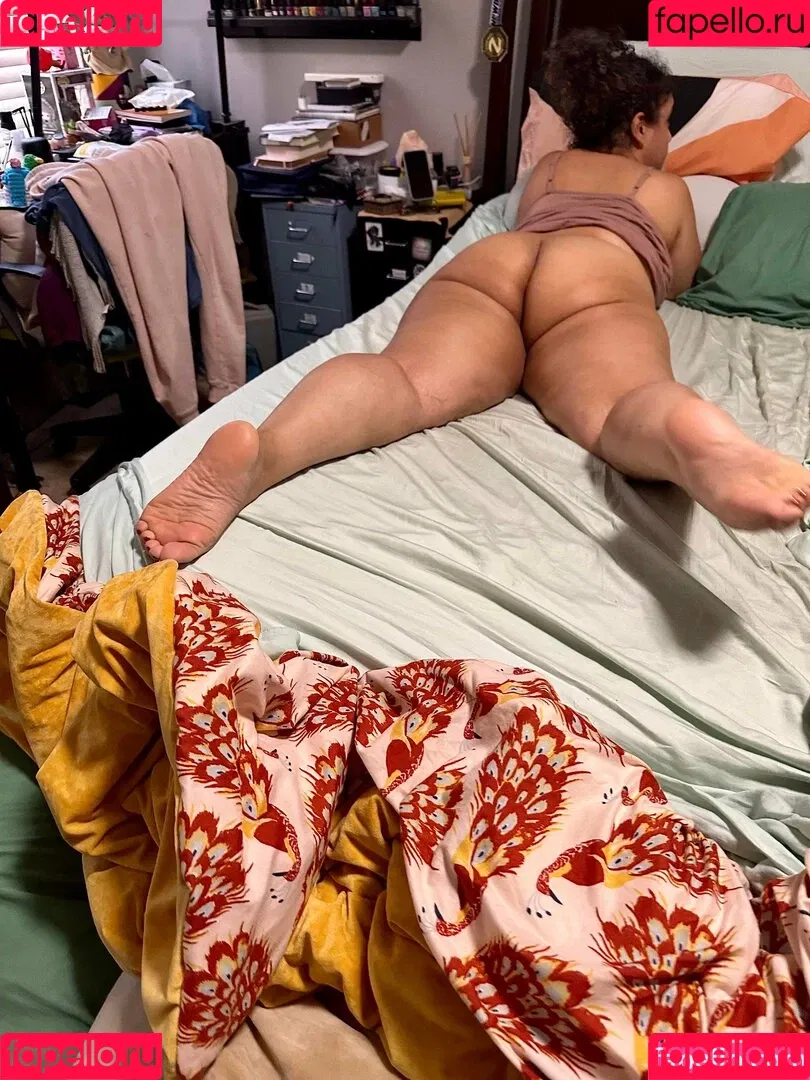 Walk_Historical Onlyfans Photo Gallery 