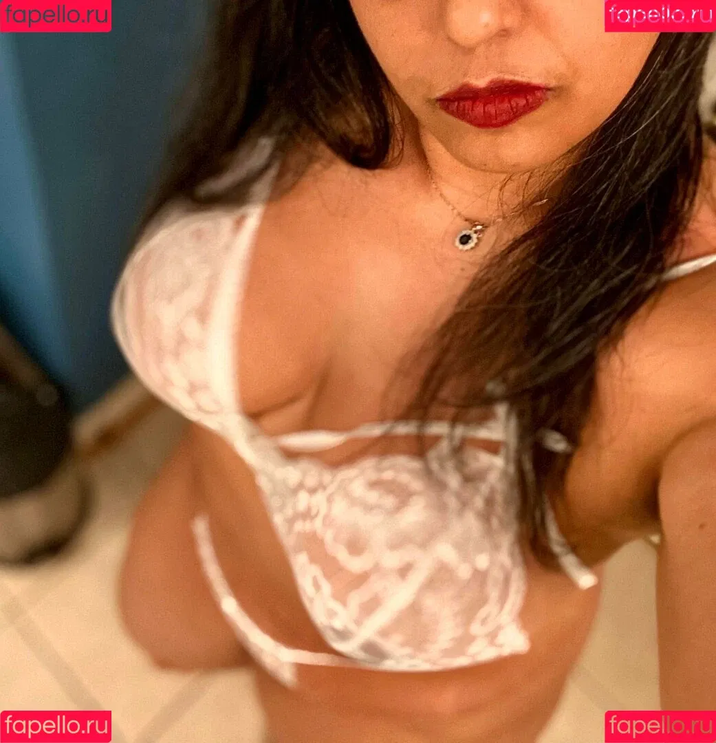 Walk_Historical Onlyfans Photo Gallery 