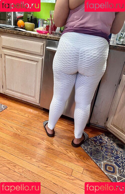 Walk_Historical Onlyfans Photo Gallery 