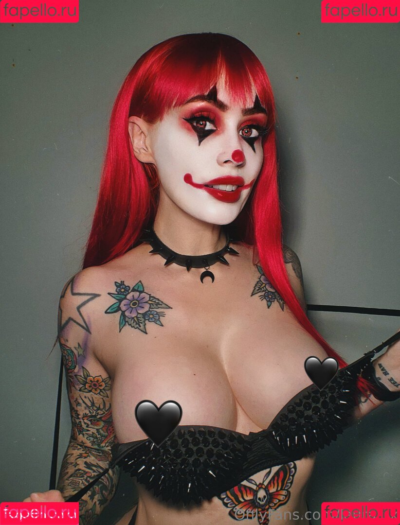 LauraLux Onlyfans Photo Gallery 