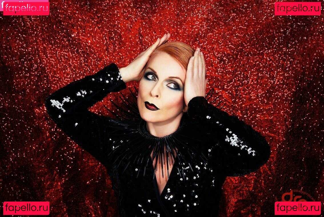 Toyah / toyahofficial / ttoyah Onlyfans Photo Gallery 