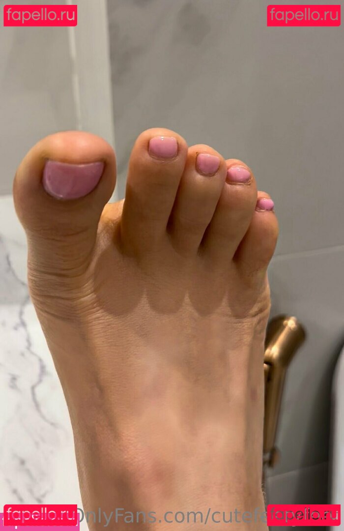 cutefeet_and_ / cutefeetyfeet Onlyfans Photo Gallery 