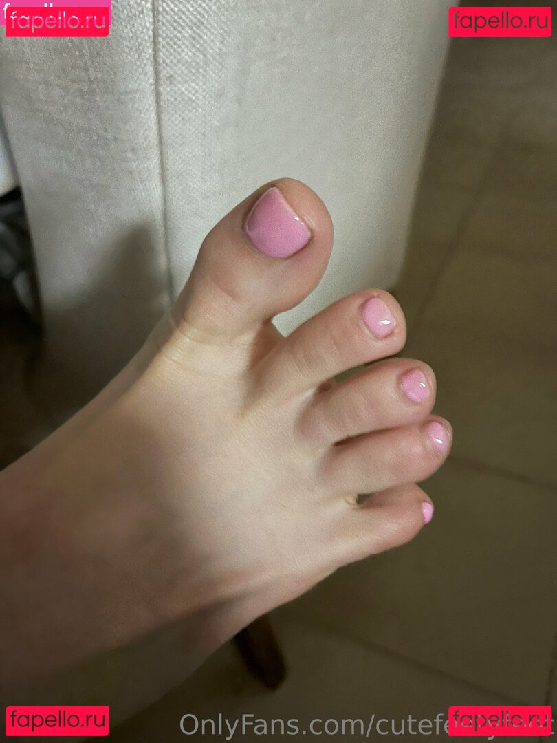 cutefeet_and_ / cutefeetyfeet Onlyfans Photo Gallery 