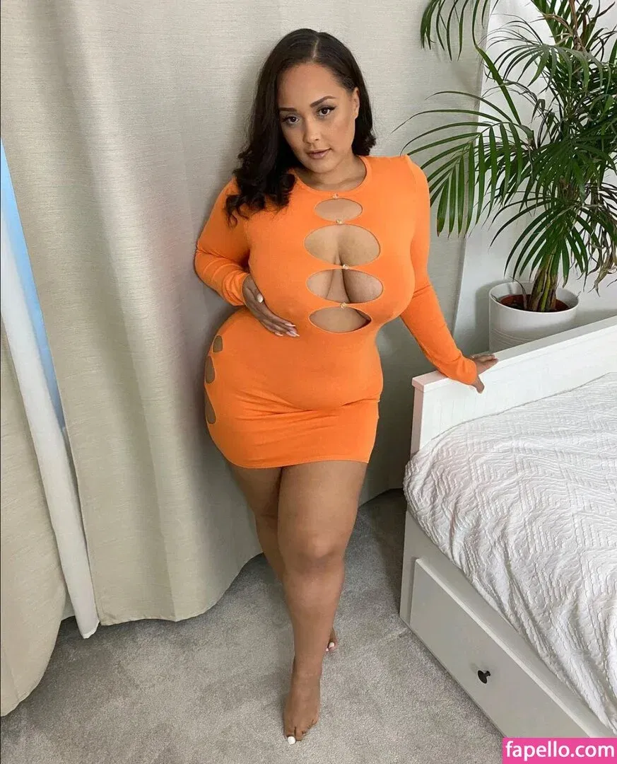 therealnatalie Onlyfans Photo Gallery 
