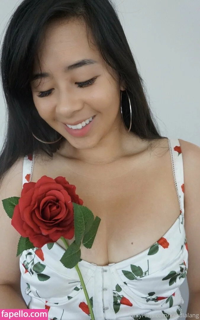 kaedialang Onlyfans Photo Gallery 