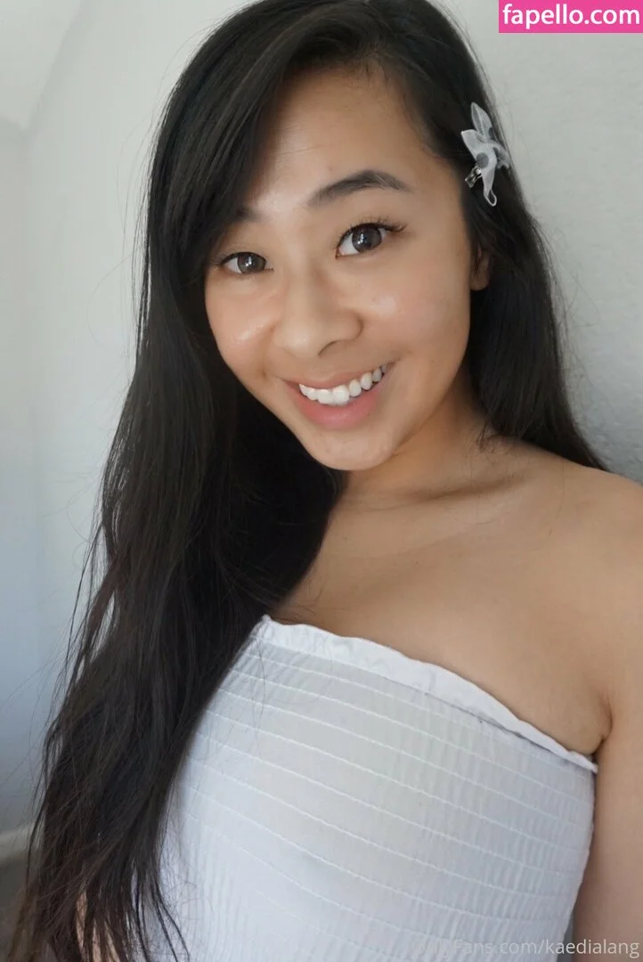 kaedialang Onlyfans Photo Gallery 