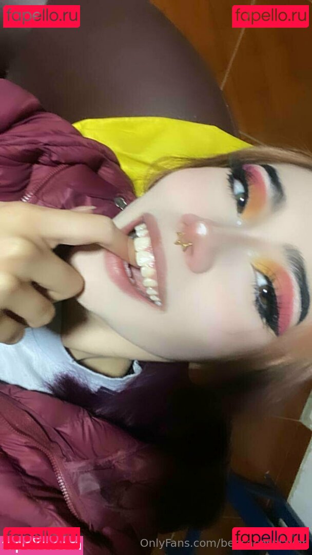 becca.cosplay / beccacosplayer Onlyfans Photo Gallery 