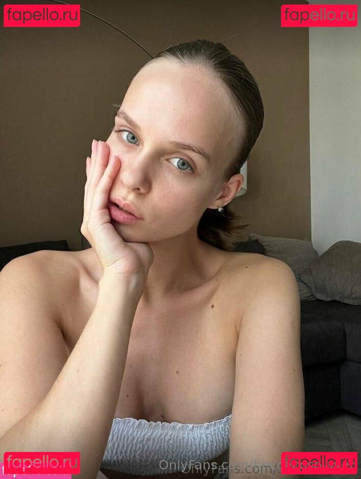 becca.cosplay / beccacosplayer Onlyfans Photo Gallery 