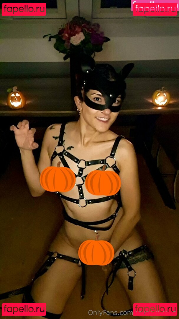 mary-st.john / marysaintjohn42 Onlyfans Photo Gallery 