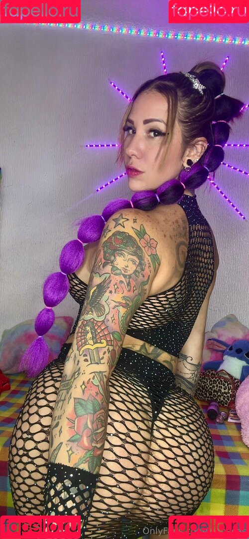 isapecas Onlyfans Photo Gallery 