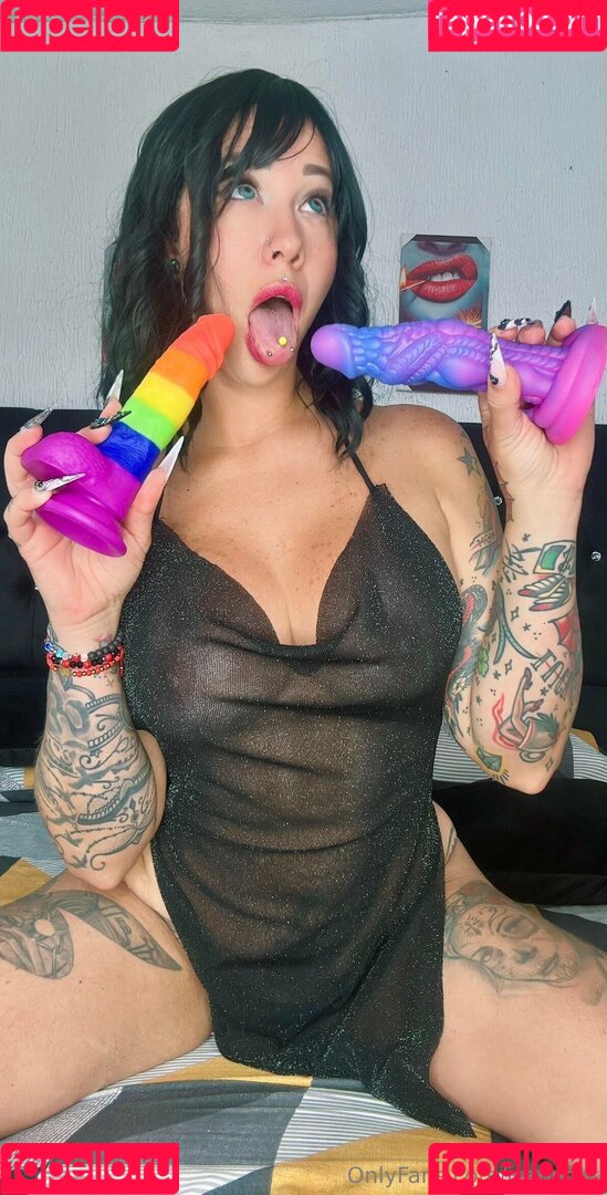 isapecas Onlyfans Photo Gallery 