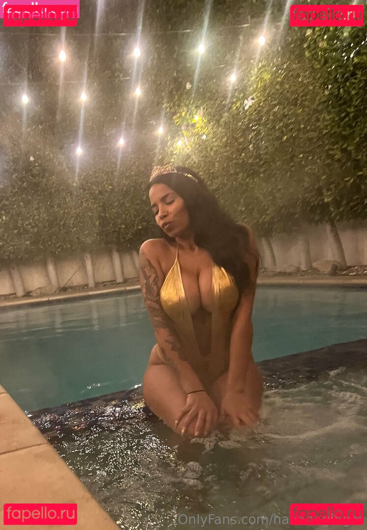 cubanmuffin / havanaginger Onlyfans Photo Gallery 