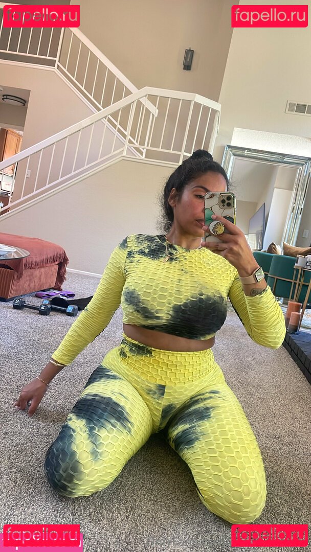 cubanmuffin / havanaginger Onlyfans Photo Gallery 