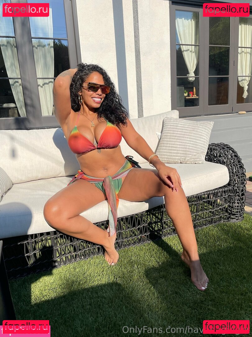 cubanmuffin / havanaginger Onlyfans Photo Gallery 