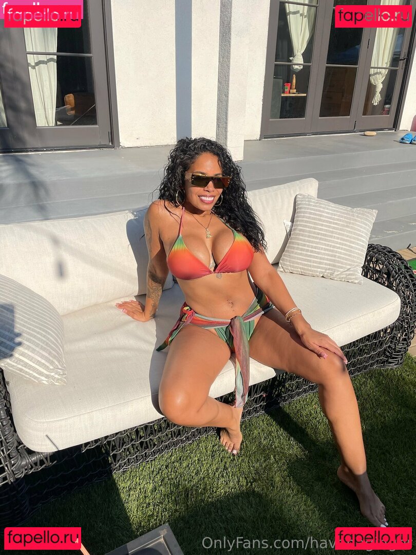 cubanmuffin / havanaginger Onlyfans Photo Gallery 