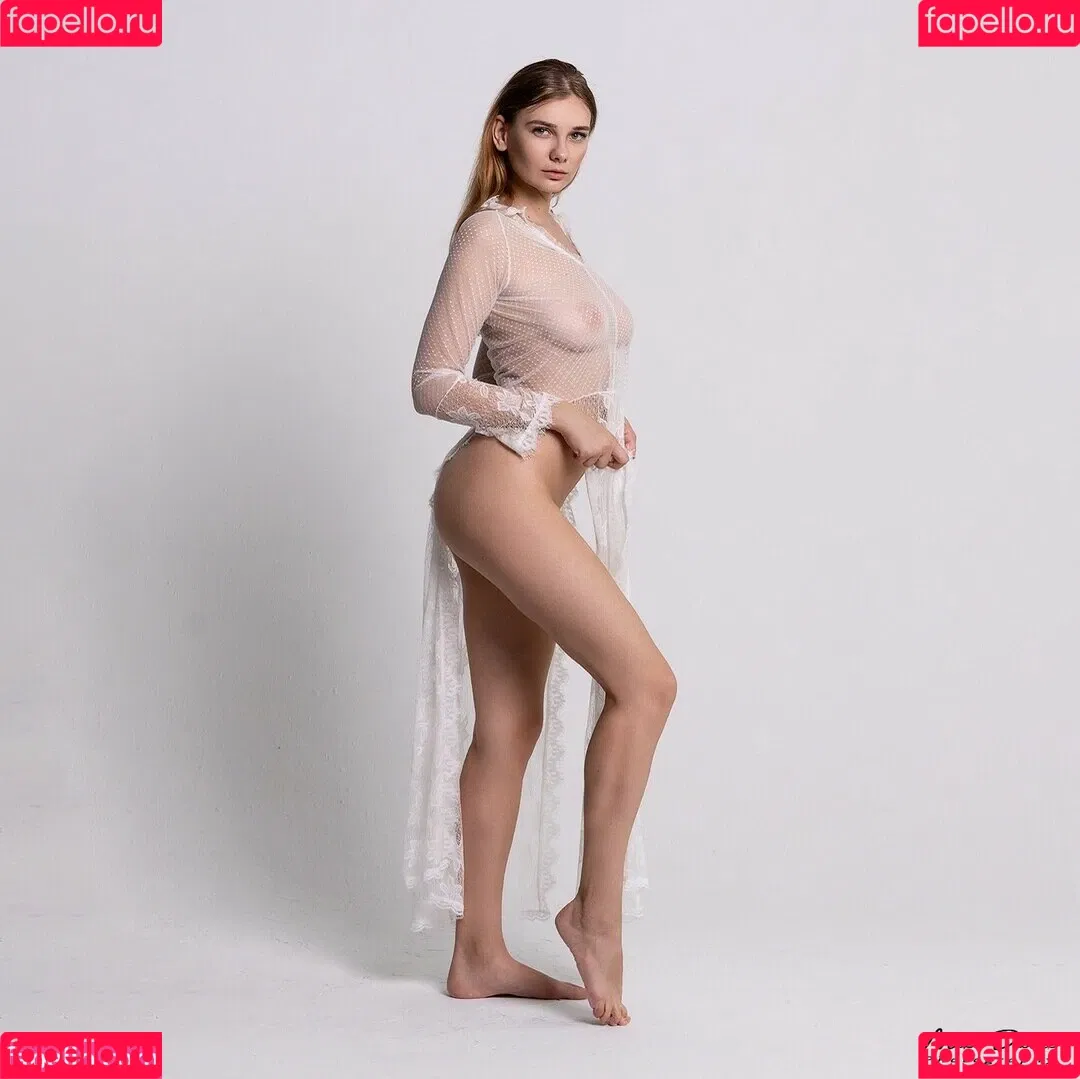 Natali Tihomirova Onlyfans Photo Gallery 
