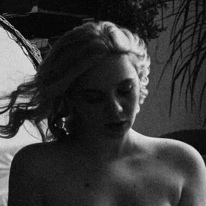 Natali Tihomirova Onlyfans Photo Gallery 