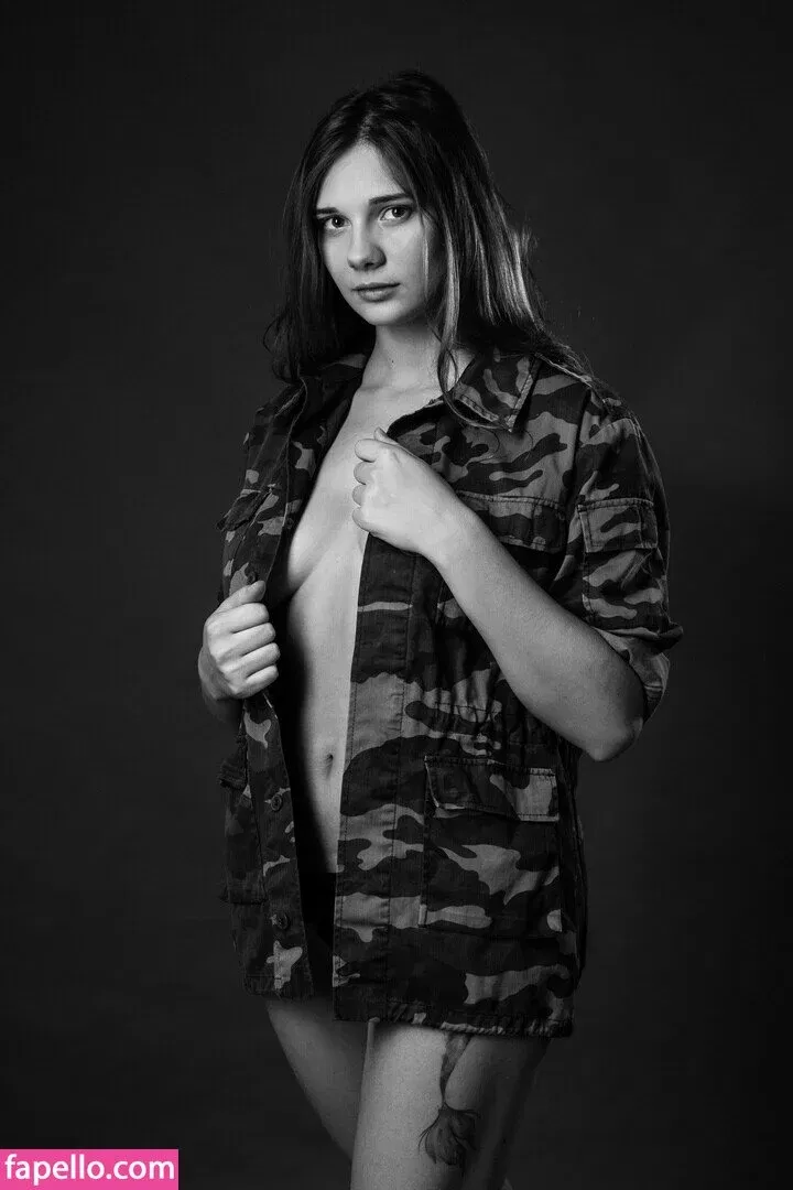 Natali Tihomirova Onlyfans Photo Gallery 