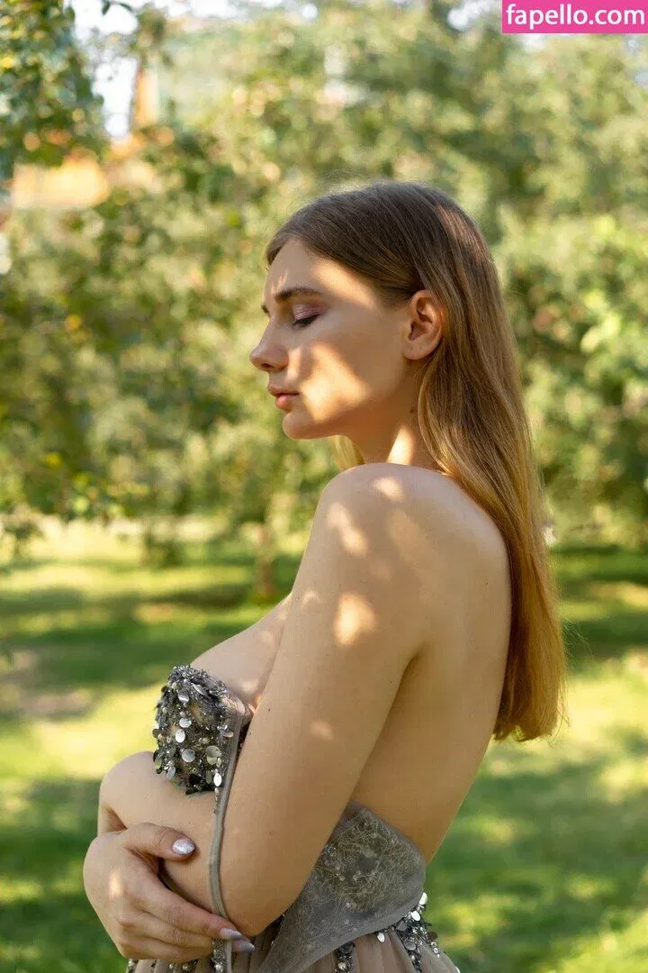 Natali Tihomirova Onlyfans Photo Gallery 