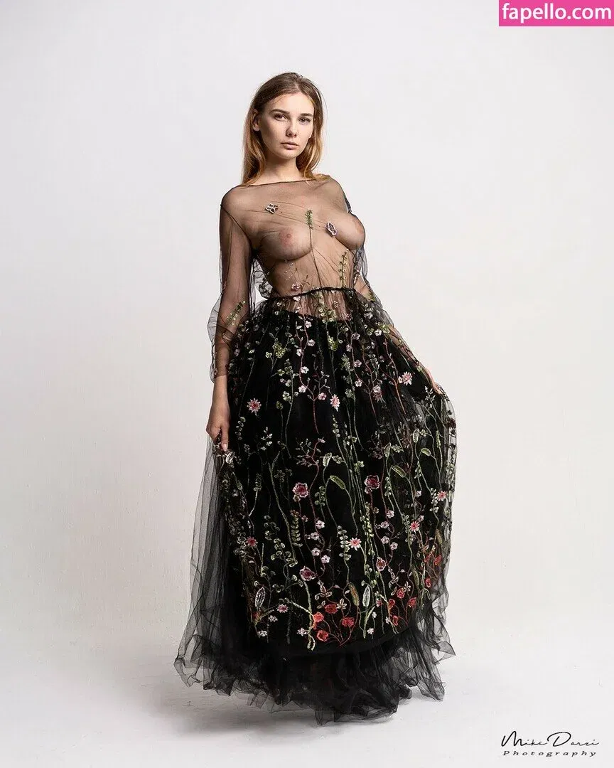 Natali Tihomirova Onlyfans Photo Gallery 