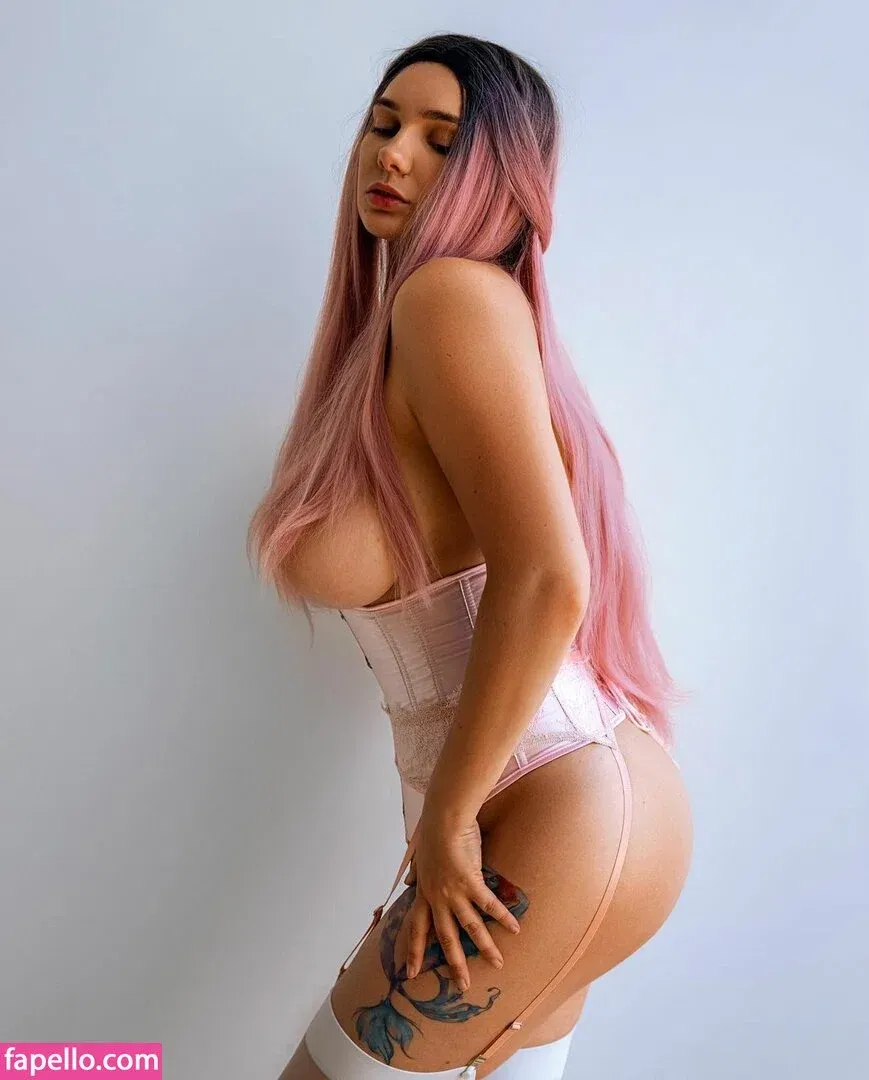 Natali Tihomirova Onlyfans Photo Gallery 