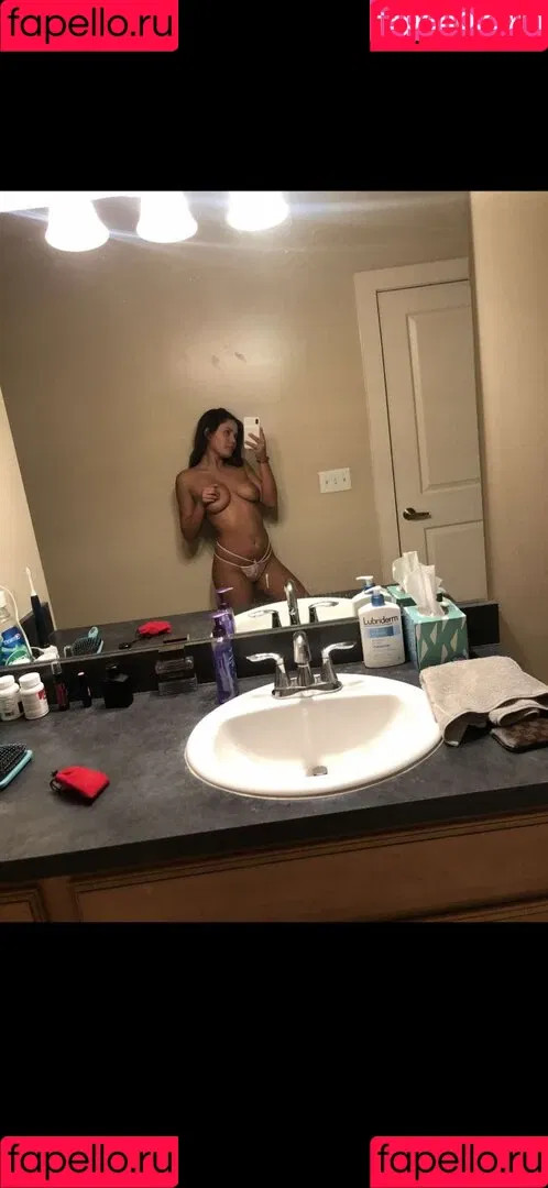 Fuckella Onlyfans Photo Gallery 