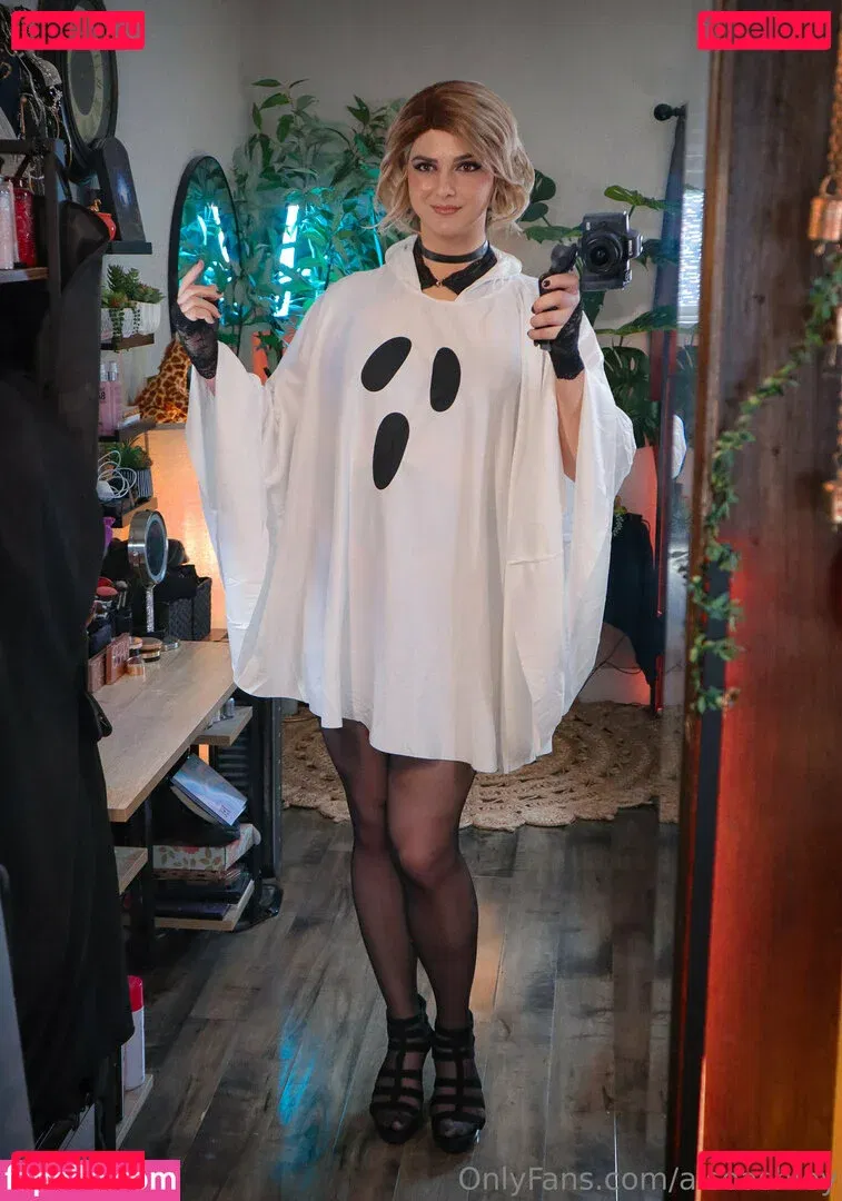 Ashley Barron Onlyfans Photo Gallery 