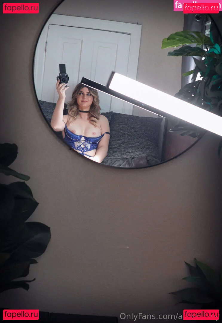 Ashley Barron Onlyfans Photo Gallery 