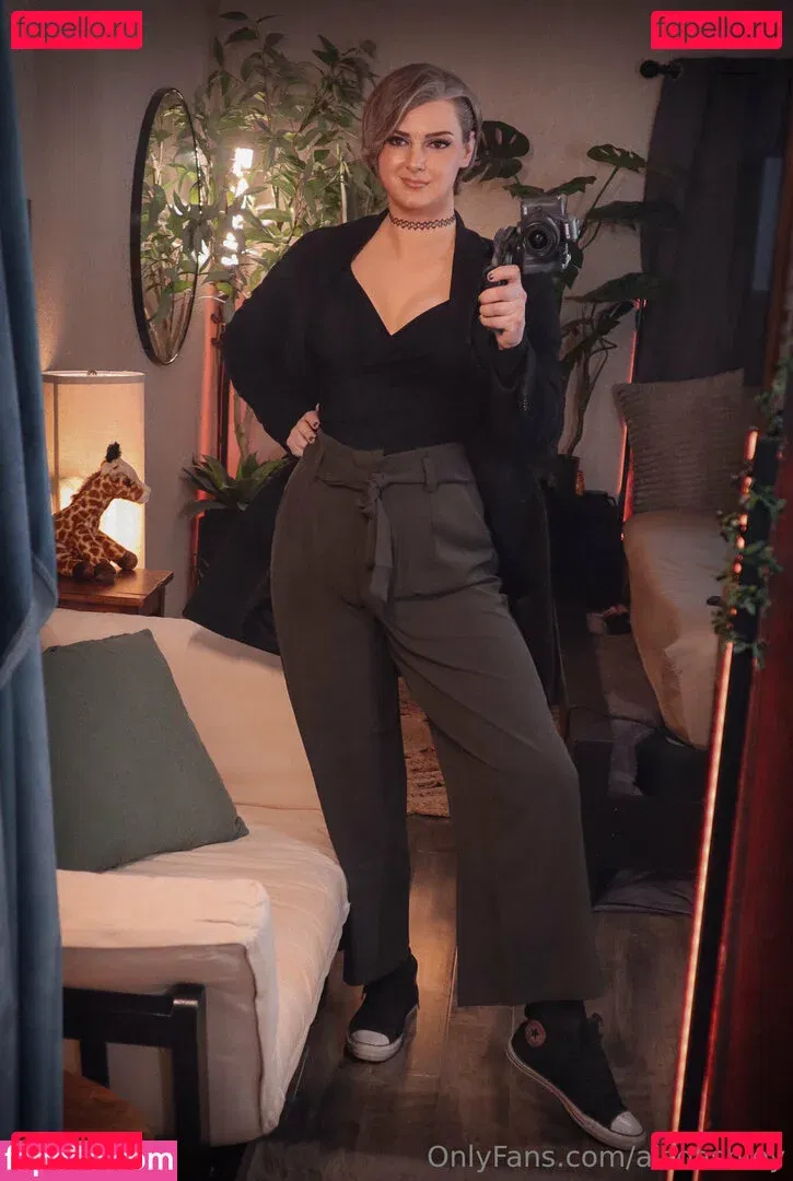 Ashley Barron Onlyfans Photo Gallery 