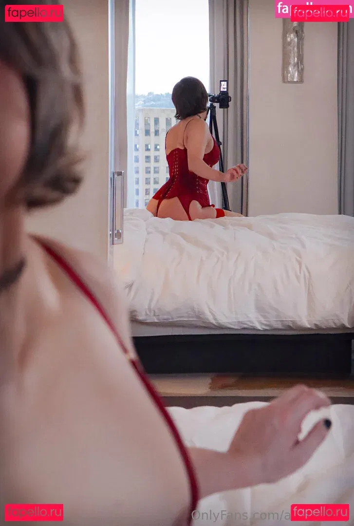 Ashley Barron Onlyfans Photo Gallery 